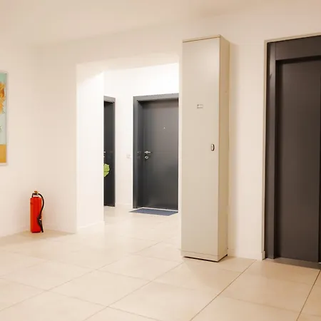 Apartment Deluxe Urban 18 - Free Parking Lugano